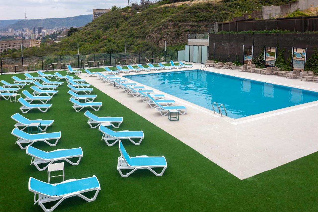 Hotel Beaumonde Garden Tbilisi Buitenkant foto