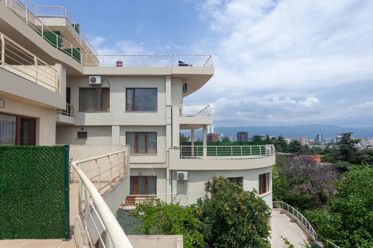 Hotel Beaumonde Garden Tbilisi Buitenkant foto