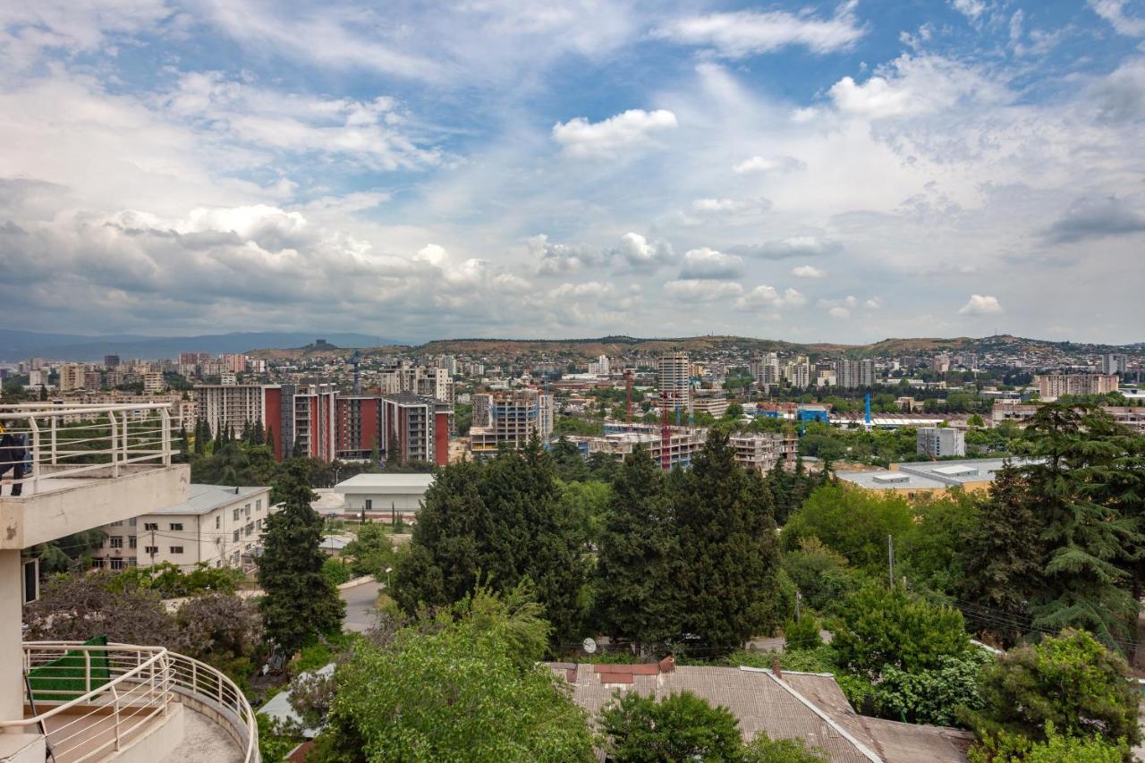 Hotel Beaumonde Garden Tbilisi Buitenkant foto