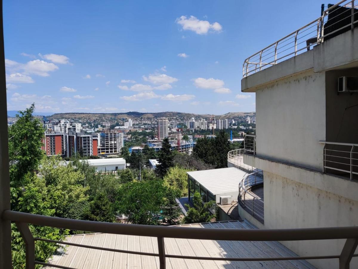 Hotel Beaumonde Garden Tbilisi Buitenkant foto