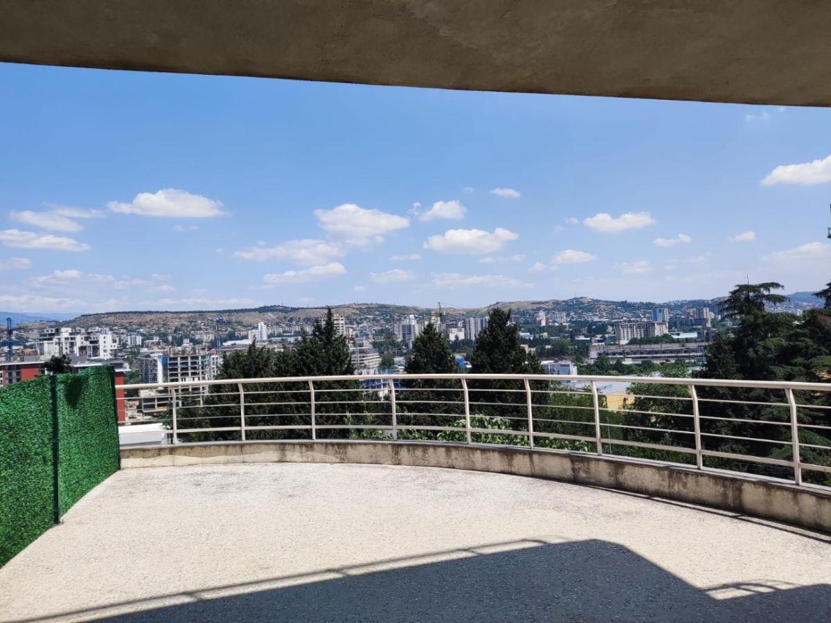 Hotel Beaumonde Garden Tbilisi Buitenkant foto