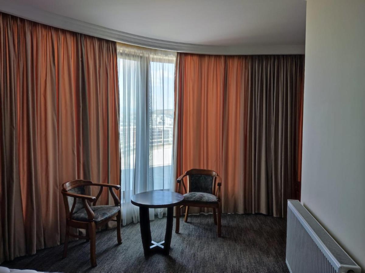 Hotel Beaumonde Garden Tbilisi Buitenkant foto