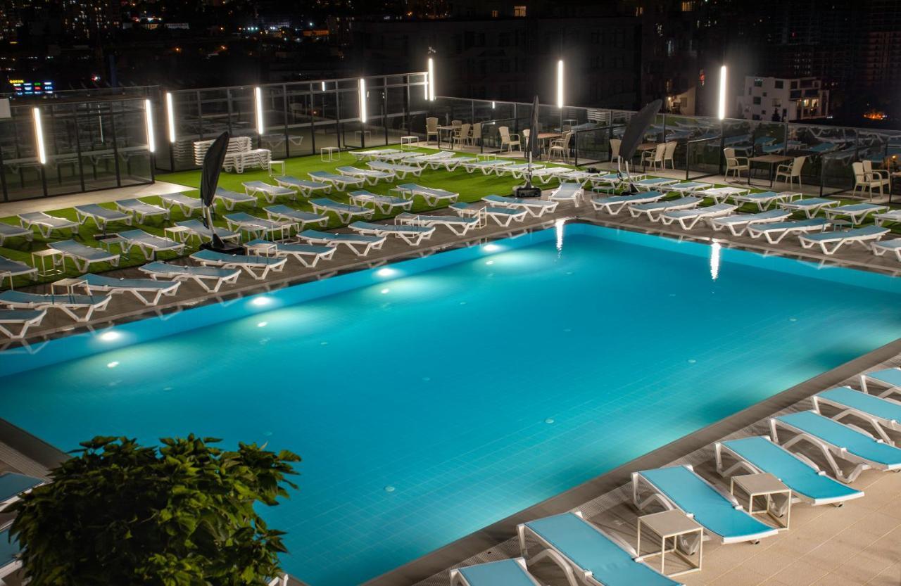 Hotel Beaumonde Garden Tbilisi Buitenkant foto